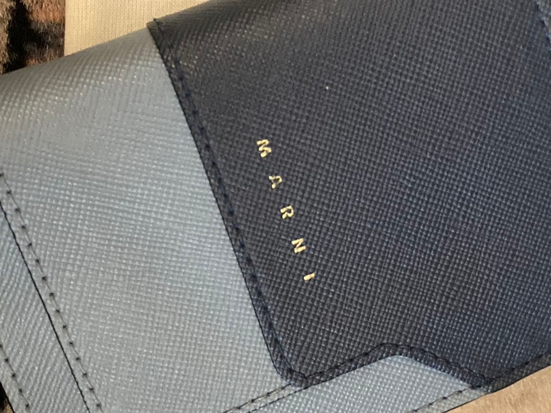 MARNI 二つ折り財布 ネイビー/グレー