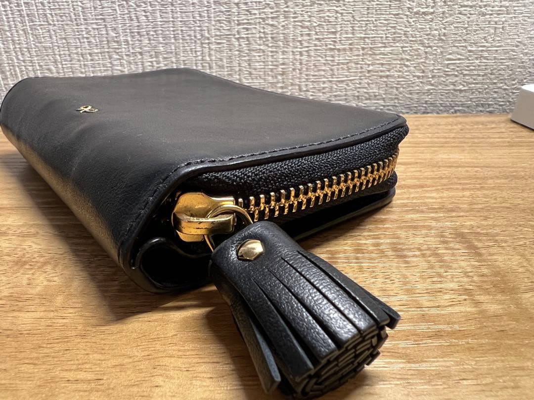 ANYA HINDMARCH スマイリーラウンドジップ ウォレット 二つ折り財布