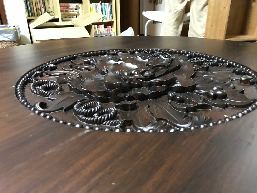 アジアン家具 形木製テーブル 彫刻花模様 再値下げしました