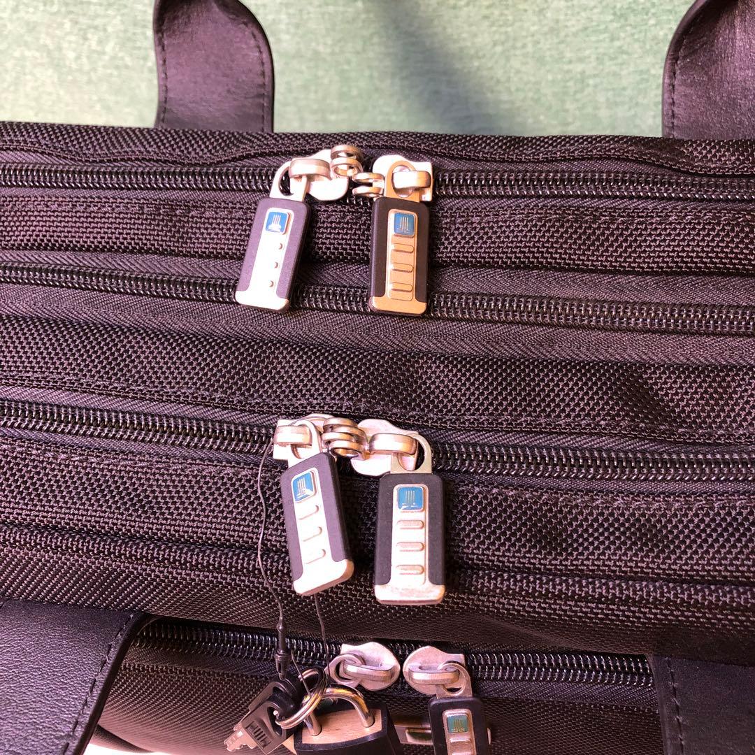 koshiga　ランバン ビジネスバッグ　ポーチ付き