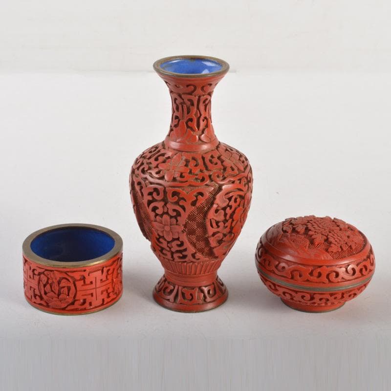 中国　剔紅　堆朱　内七宝　花文瓶　蓋物など　3点まとめて　V　6260