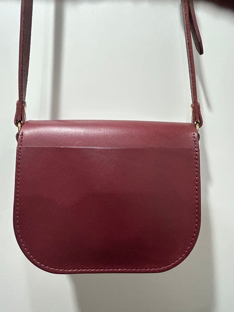 LONA ワイン レザーショルダーバッグs