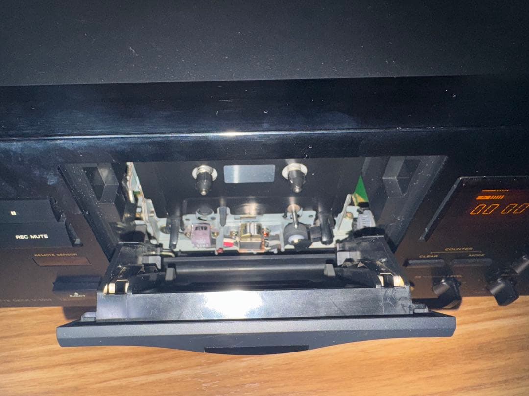 た*が様 TEAC ティアック V-1010 3ヘッド カセットデッキ