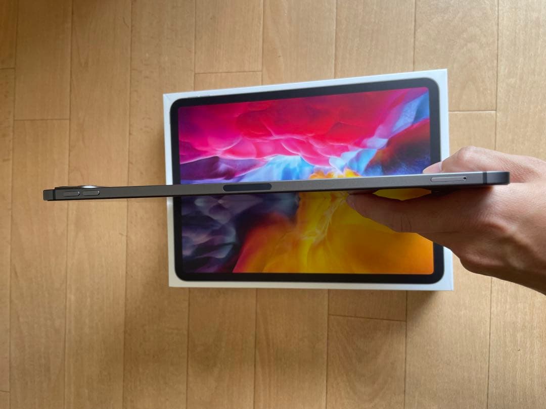 iPad Pro 11 第2世代スペースグレー Magic Keyboard付 Appleの11インチiPad