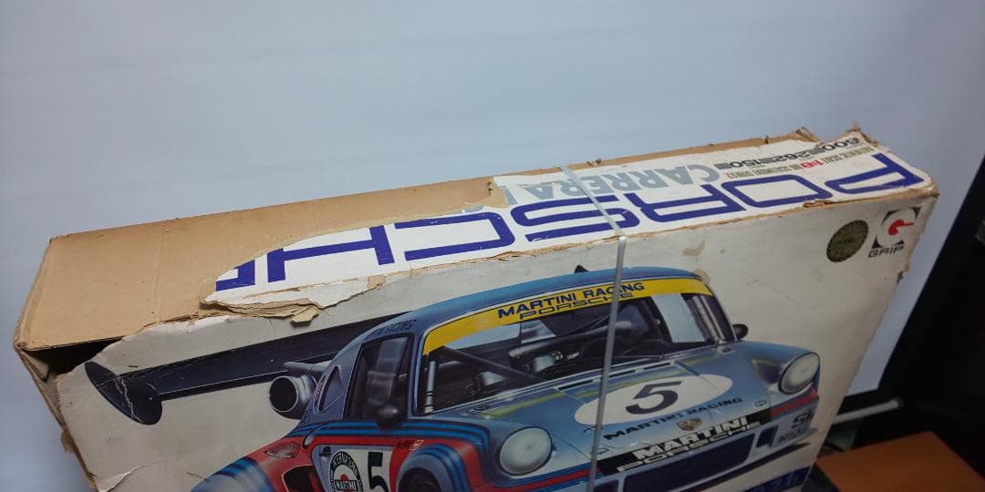 永大グリップ 1:8 ポルシェカレラ RSRターボ 2.1 未組み立て