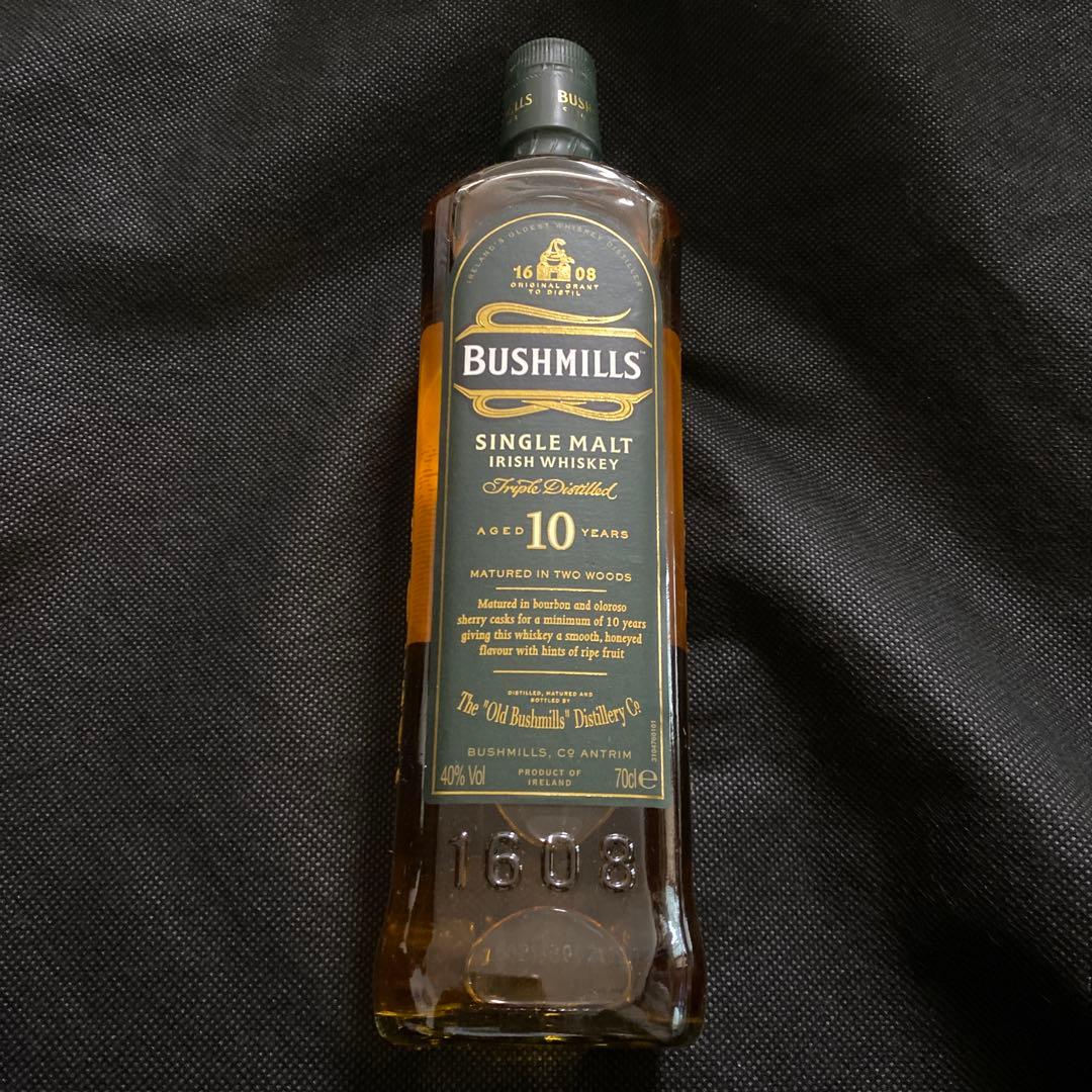 イギリス ブッシュミルズ10年 オールドボトル 旧ボトル 700ml ウイスキー