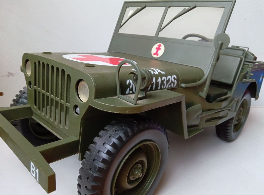 1/6 ジープ
