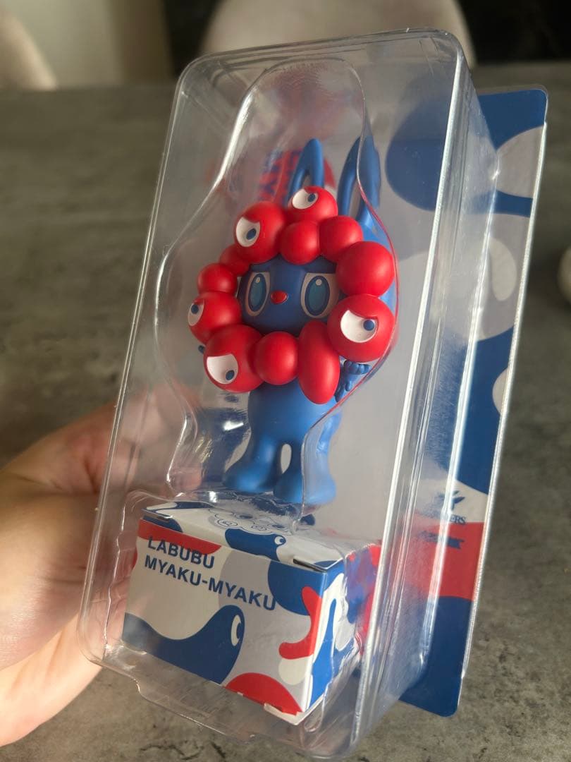 LABUBU MYAKU-MYAKU フィギュア