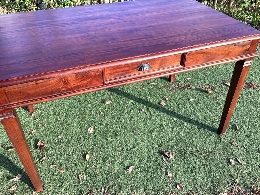 [梅村千恵美] アンティーク調　ダイニングテーブル　マホガニー