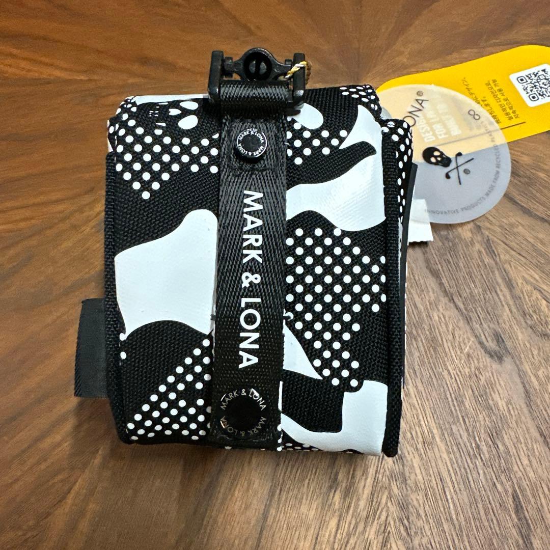 MARK & LONA マークアンドロナ ゴルフ用距離計ケース 総柄