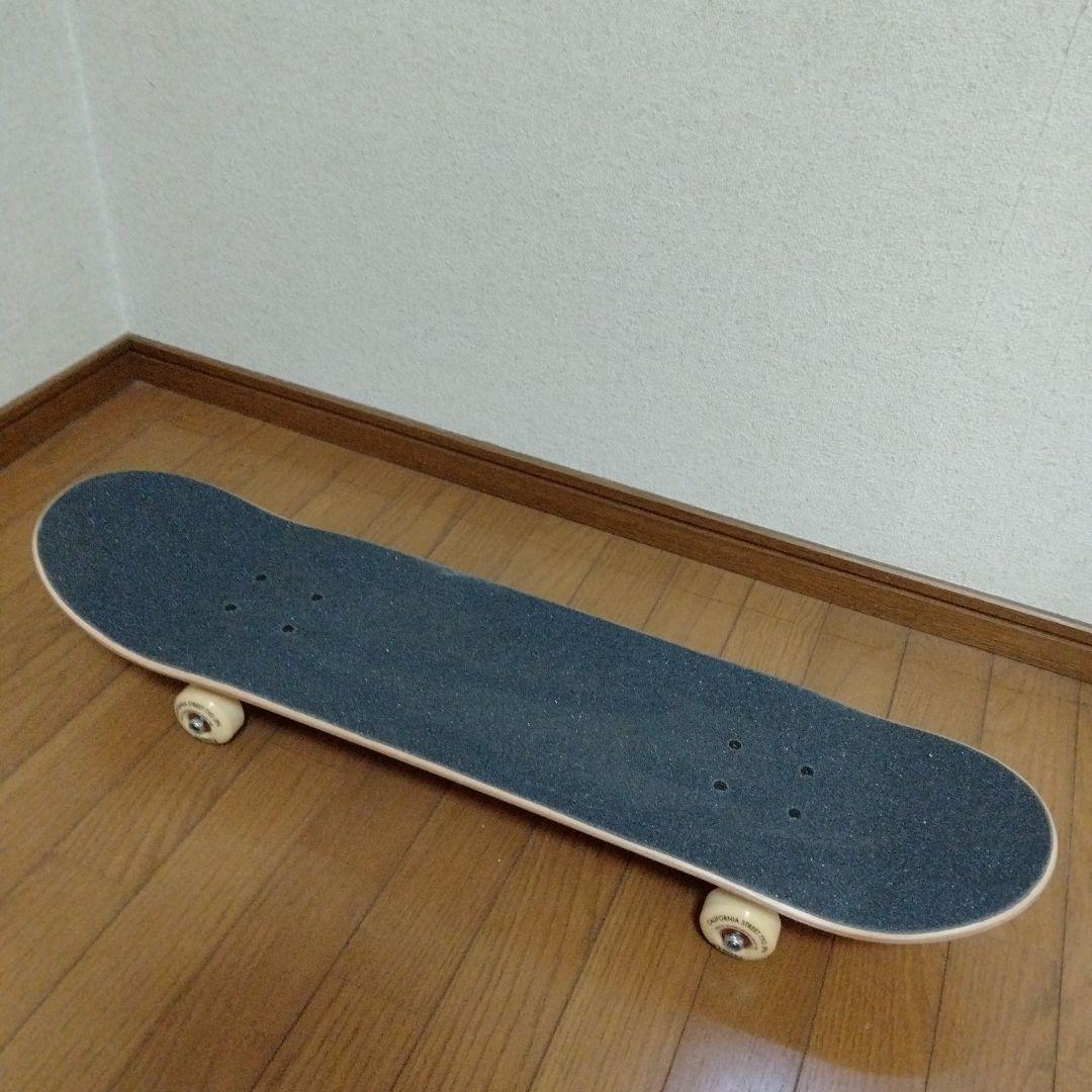サンダートラック付き　スケートボード　コンプリート