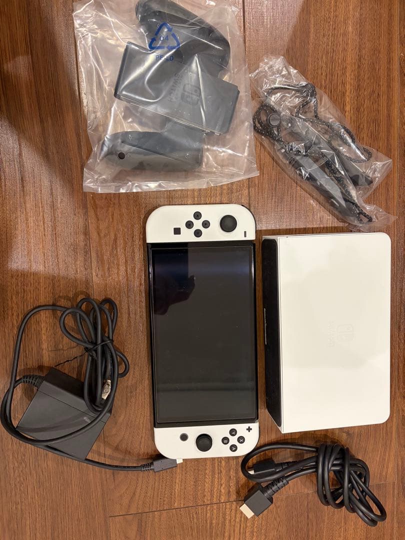 【美品】Nintendo Switch 有機ELモデル 本体