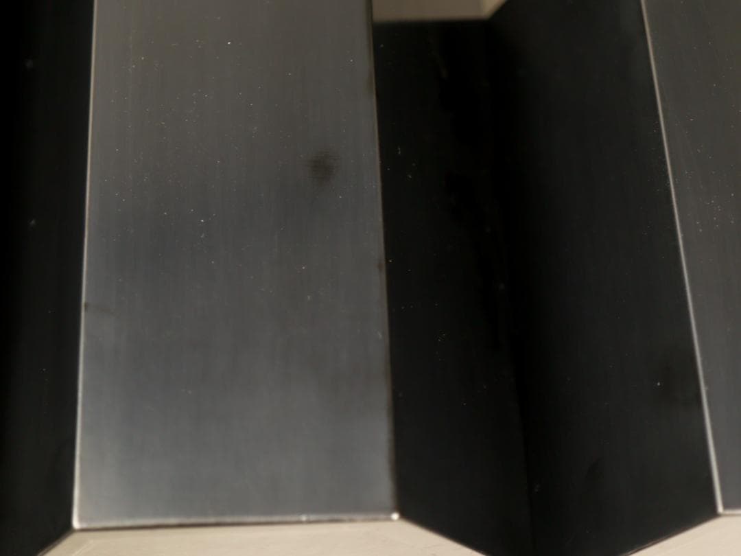 山口作介 艶消黒塗 六角寄三重 花生け 華道具 共箱