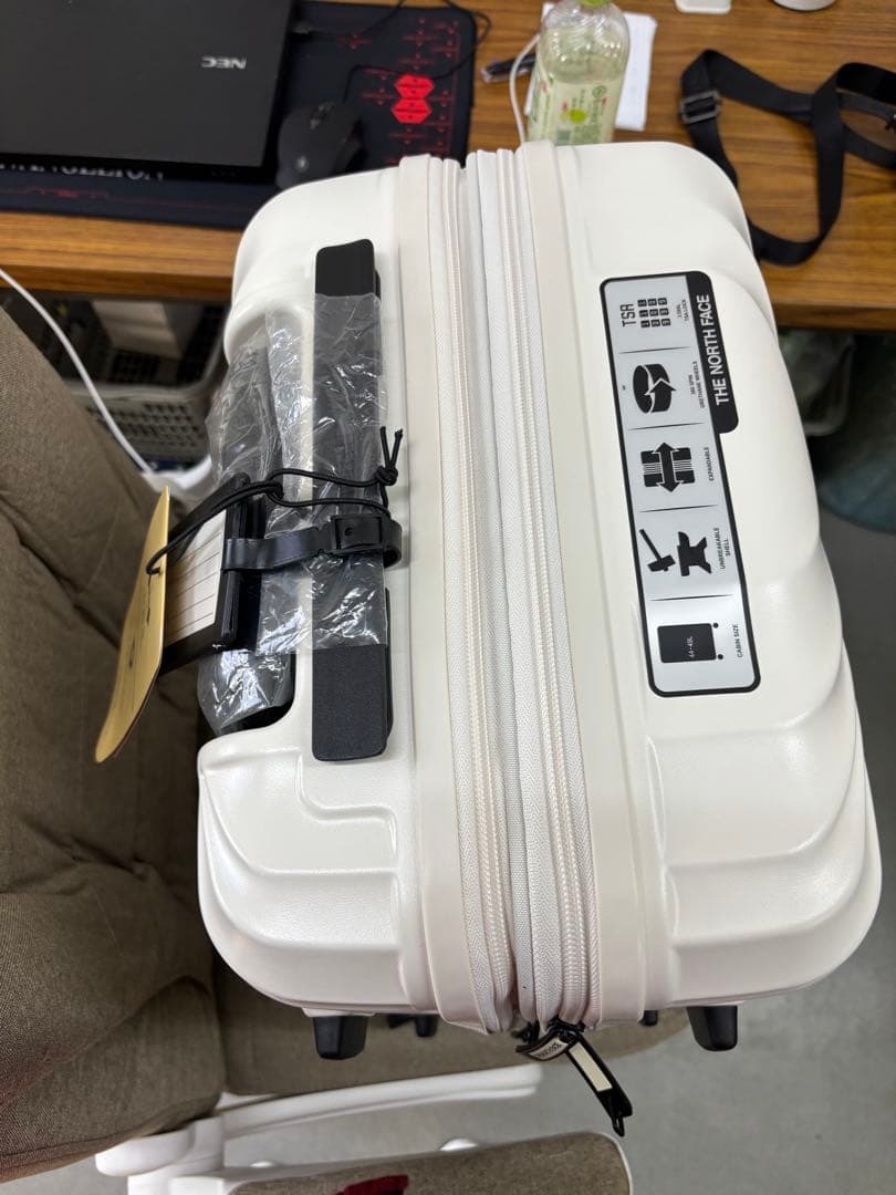 THE NORTH FACE キャリーカート ホワイトの通販はau PAY マーケット