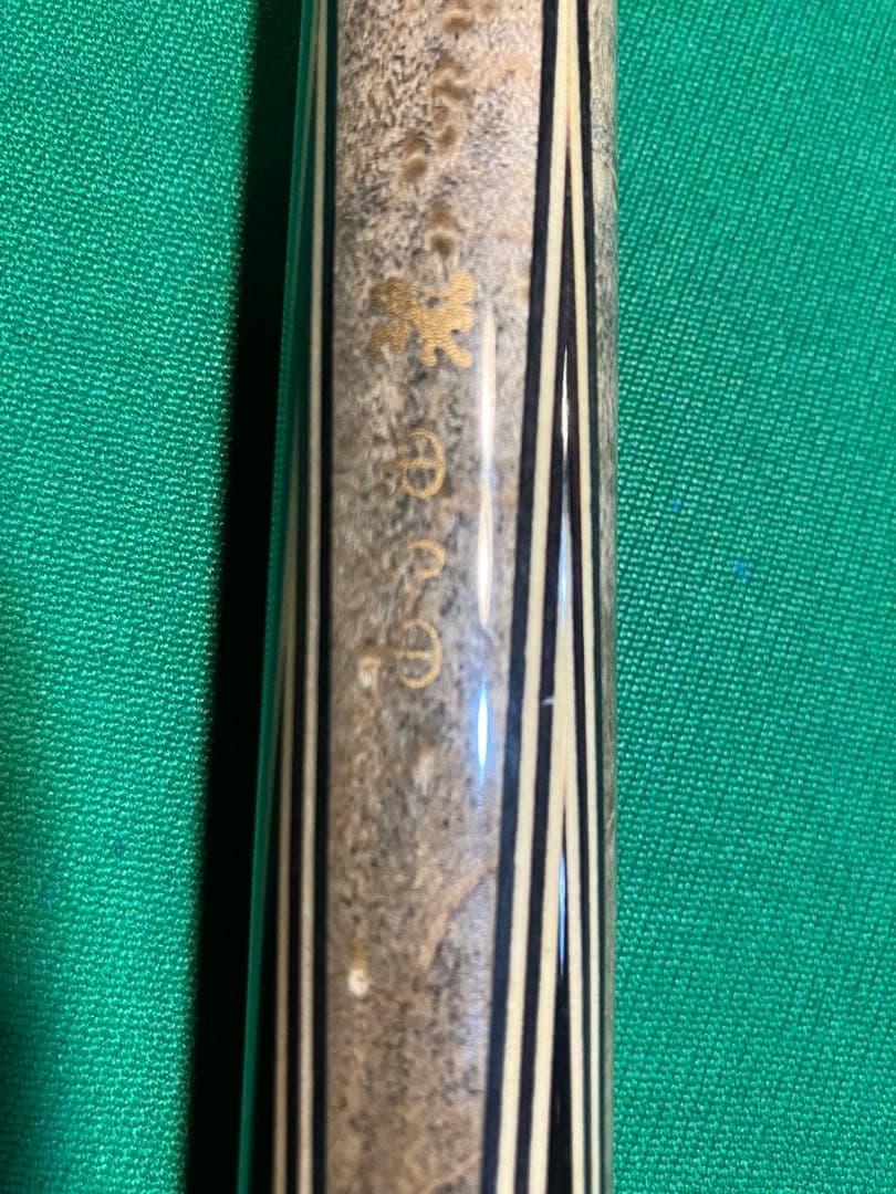 ビリヤードキュー アダム2本ルカシー1本