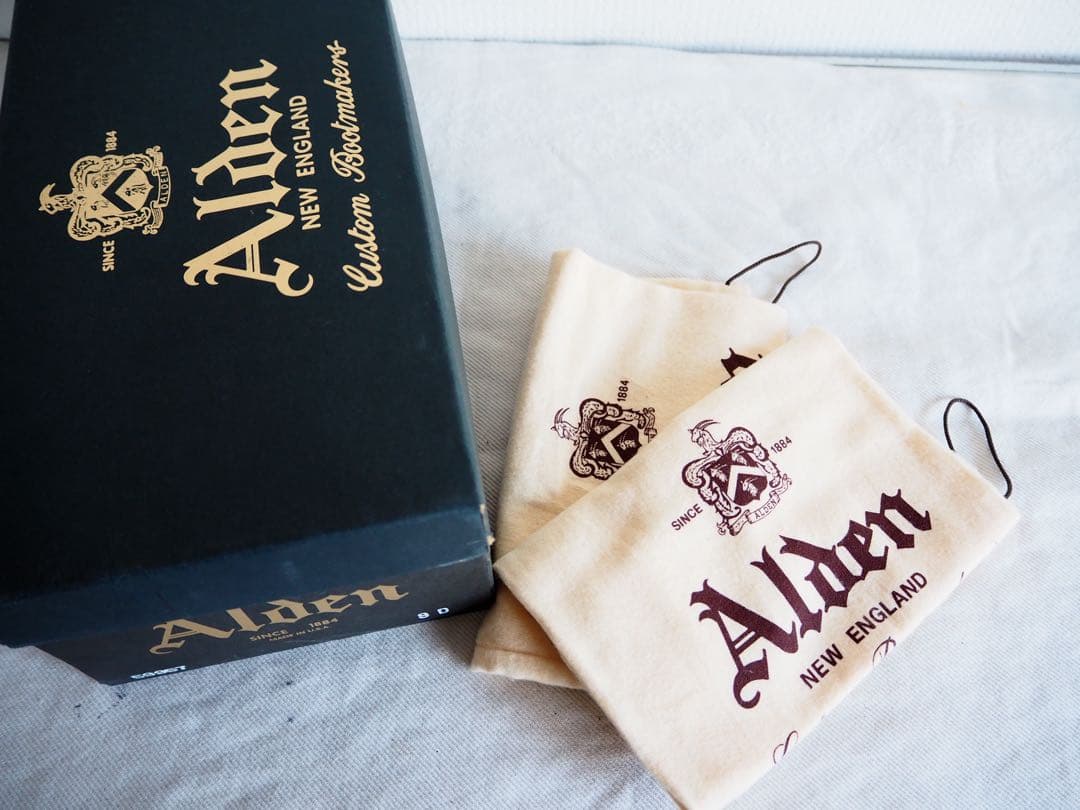 靴 Alden 59957 Black Saddle Shoes