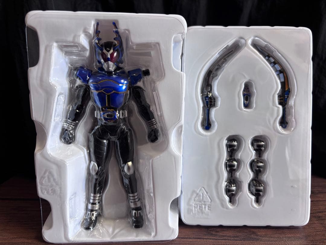 真骨彫製法　仮面ライダーガタック　ライダーフォーム