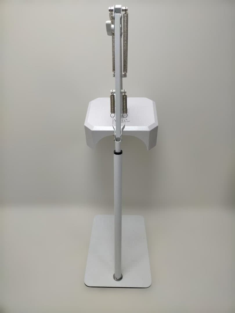 Ann　コードレスフットLED&UVライト デミルナ　250908-4Y