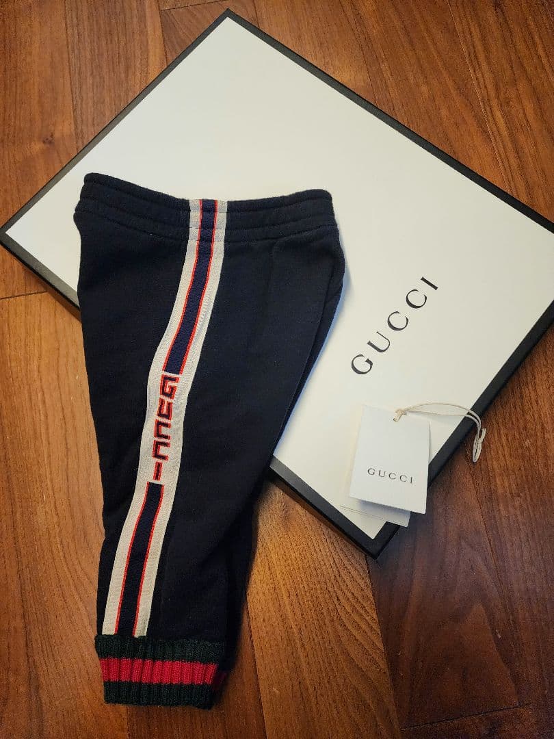 GUCCI ネイビー ストライプ パンツ キッズ スウェットパンツ グッチ