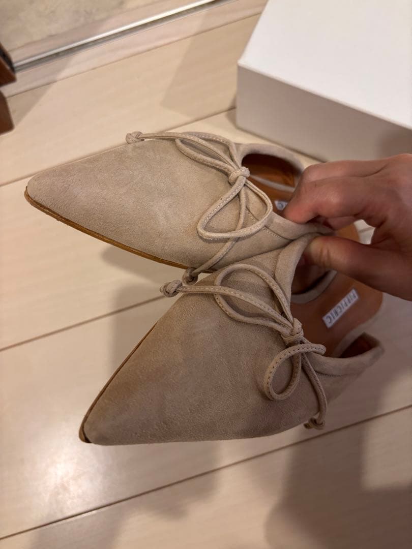 PIPPICHIC ベージュ リボン付きミュール