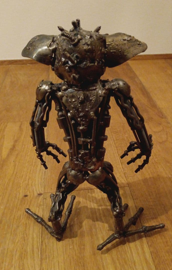 グレムリン？ 鉄製 フィギュア 置物