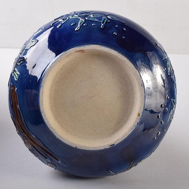 中国 景徳鎮製 藍釉法花花鳥文瓶 唐木台・箱付 V 8055C - メルカリ