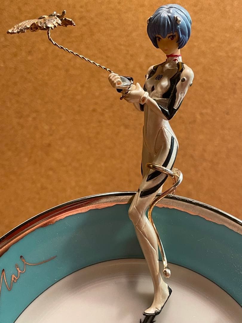 アビラント・リモージュ×綾波レイ ヴィンテージ アート 銀 フィギュア