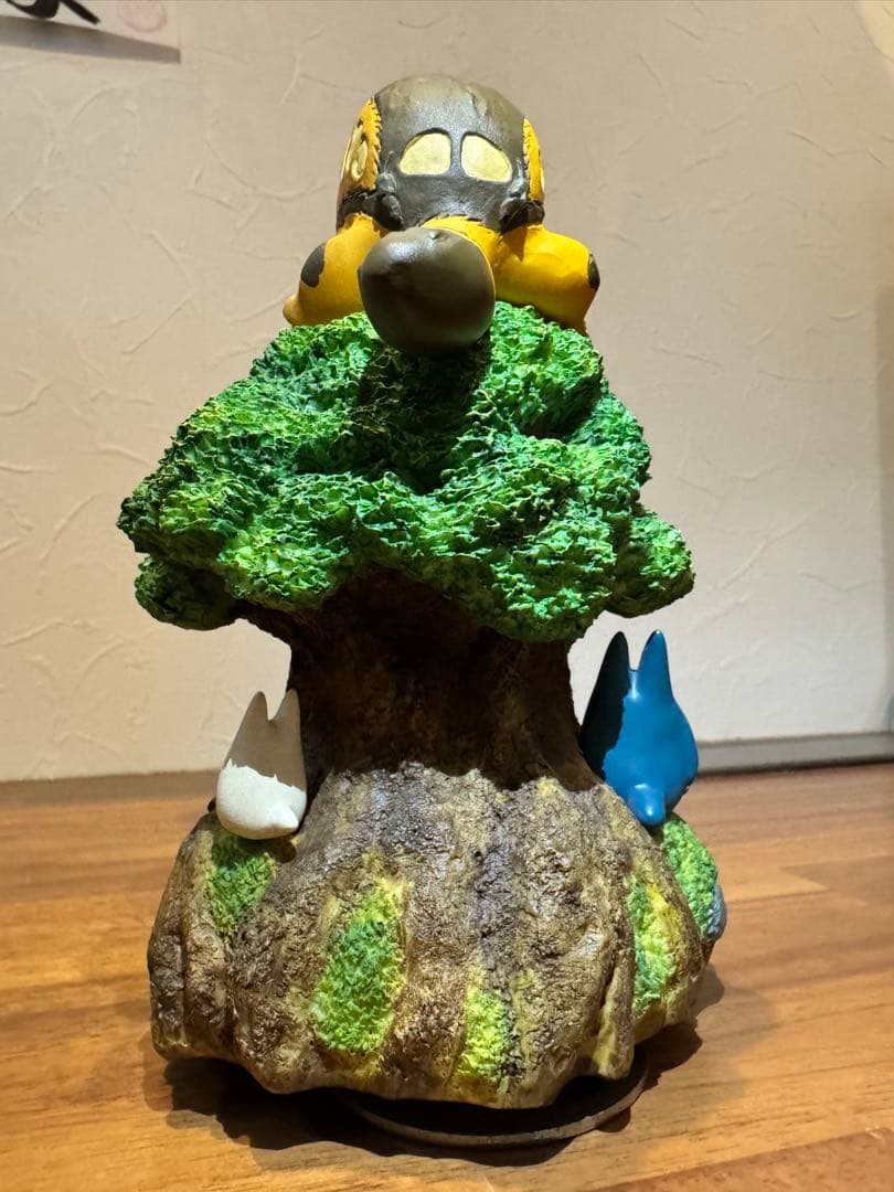 トトロ ネコバス　フィギュア オルゴール　箱付き