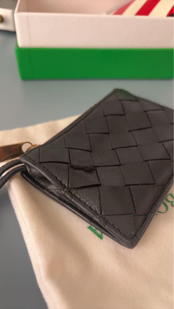 Bottega Veneta ブラックケース