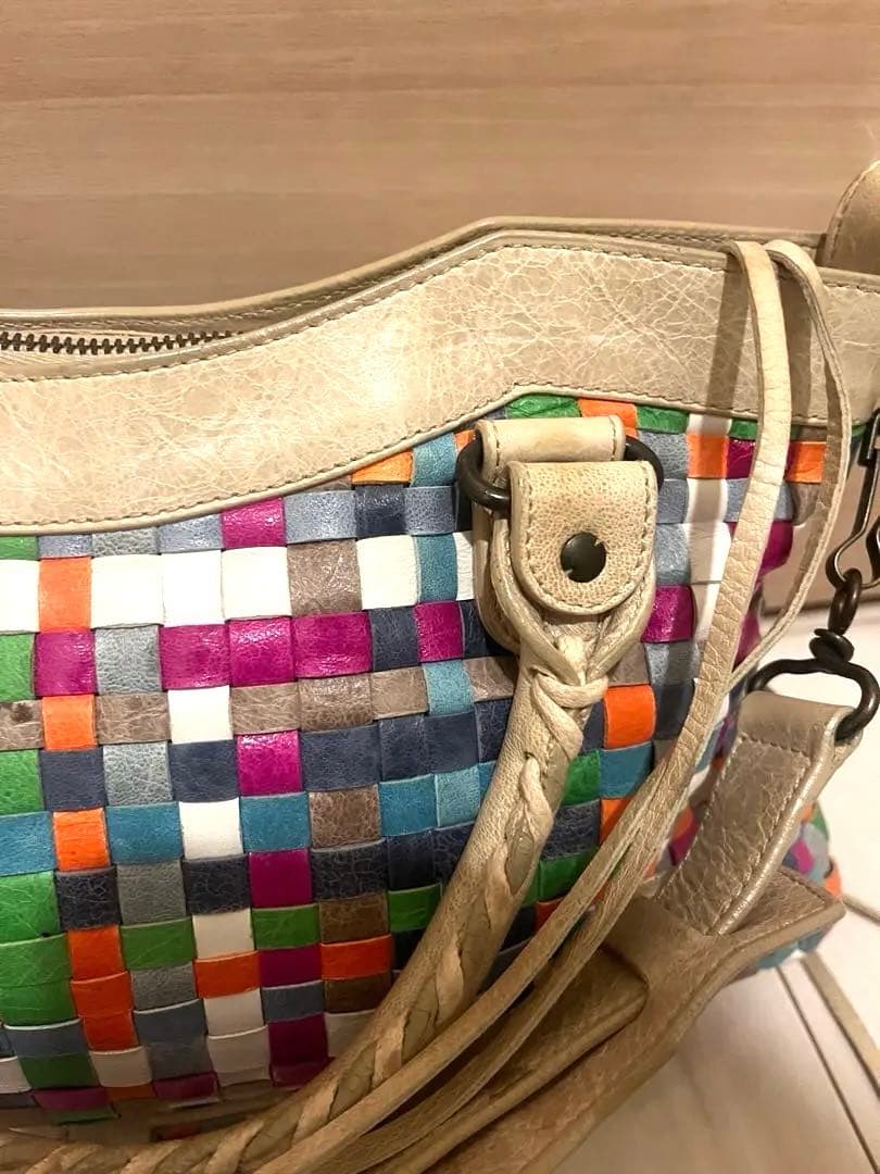 バレンシアガ 限定 ザ・ファースト　ハンドバッグ