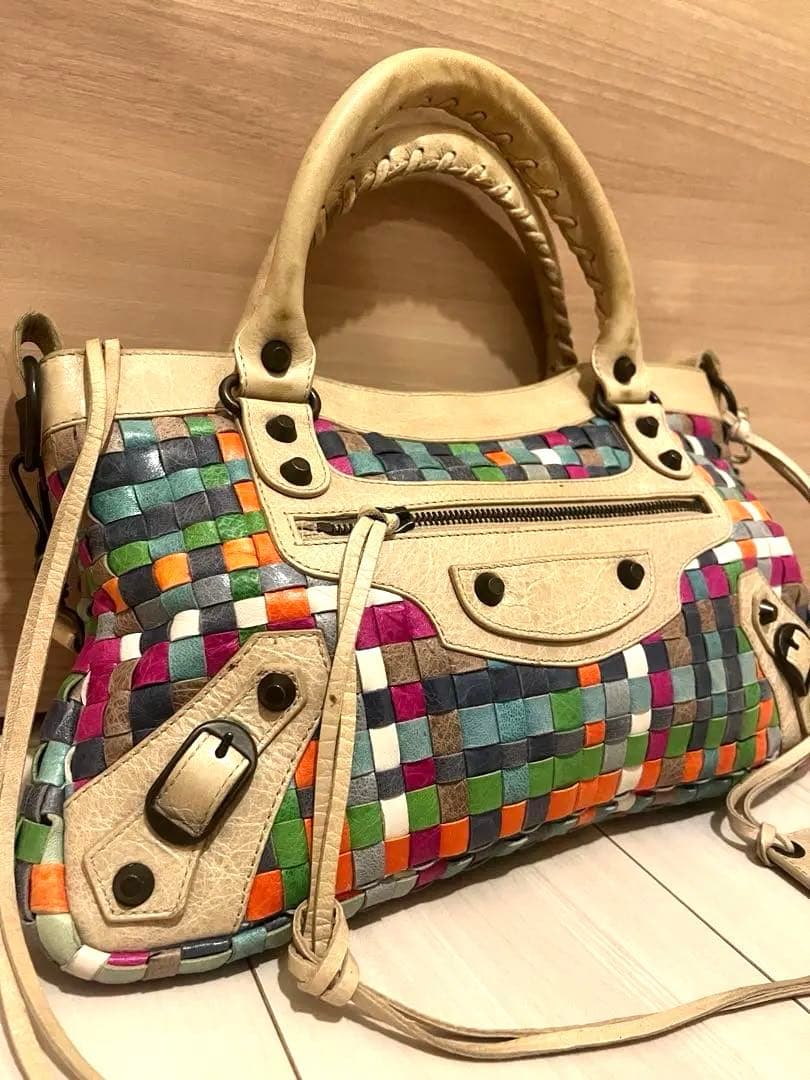 バレンシアガ 限定 ザ・ファースト　ハンドバッグ