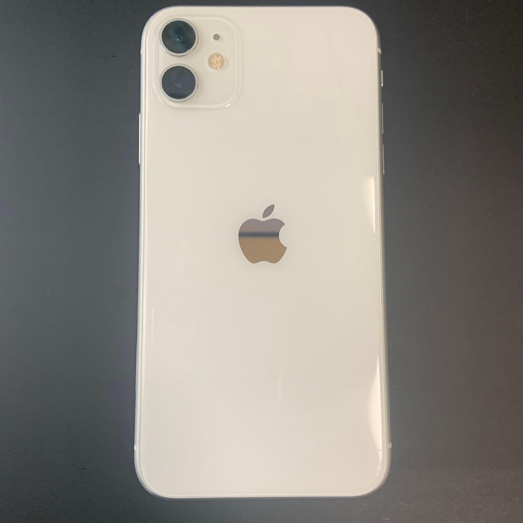 Apple iPhone 11 ホワイト 本体　箱、説明書付き　SIMロックなし