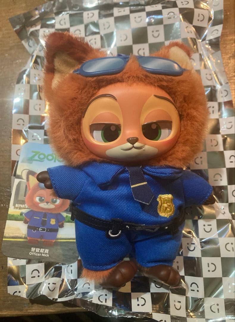 miniso ズートピア ニック 警官 zootopia - メルカリ
