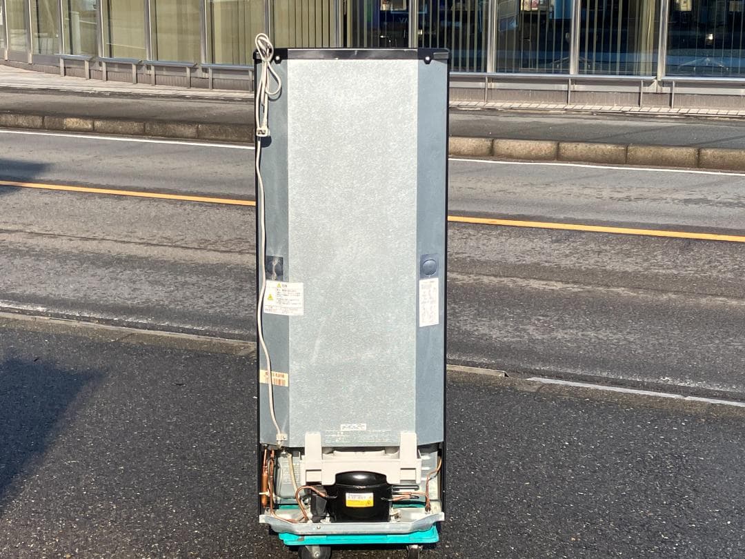 愛知岐阜/送料込★三菱　146L冷蔵庫　ブラック　MR-P15C-B 2018年