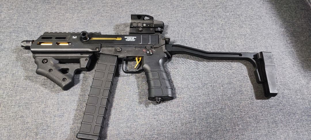 東京マルイ　スコーピオン mod.M　ACETECHトレーサー　カスタム