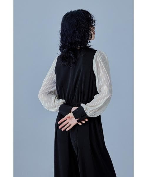 美品 niana ニアナ パンツドレス オールインワン M パーティー お呼ばれ