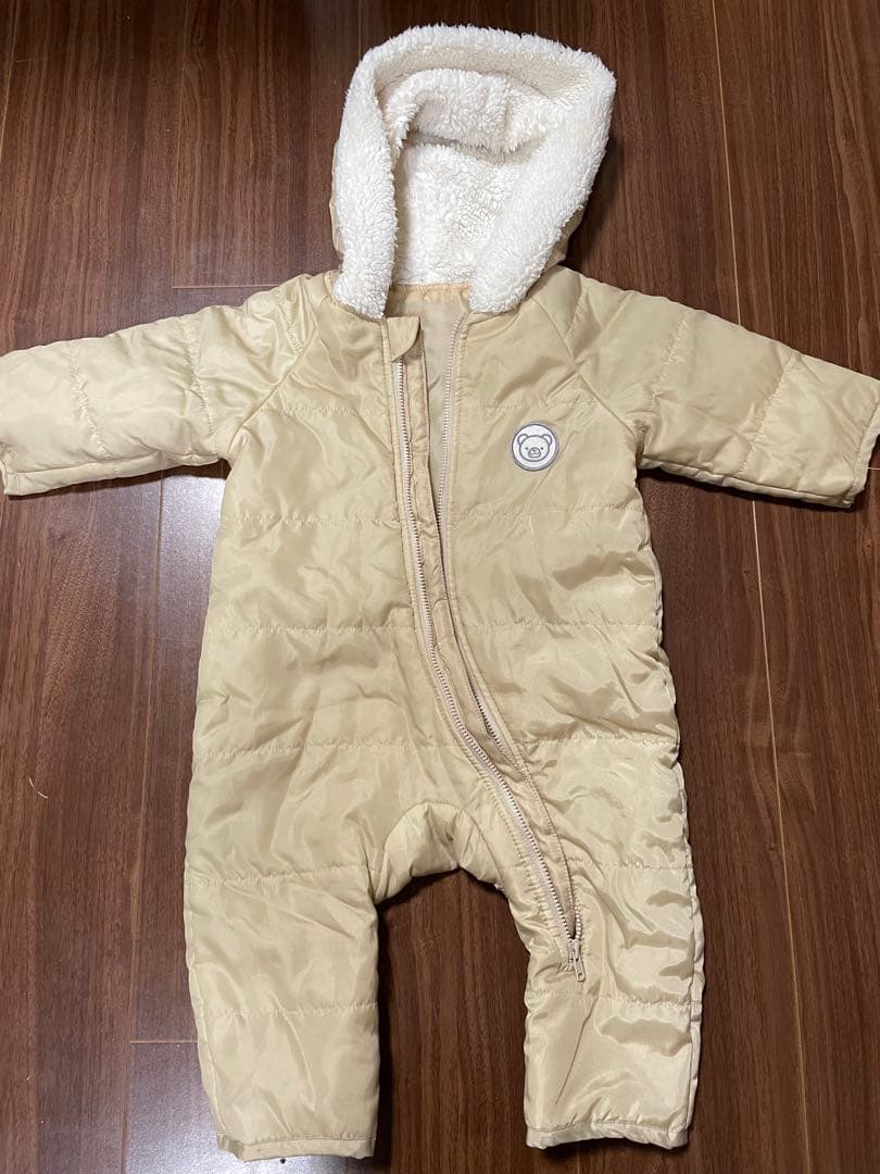 ベージュ 中綿入り アウター ボアフード付き