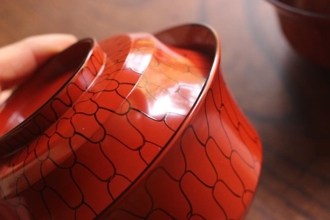 デッドストック！極上朱漆に風情ある網目文の美しい煮物椀2点（検輪島塗懐石道具