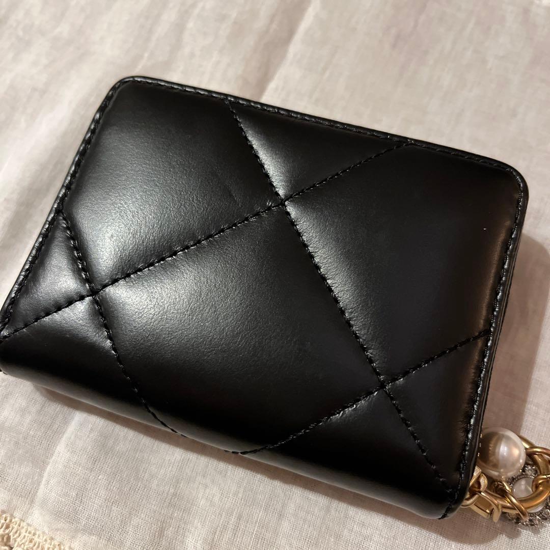 m*i様 Tory Burch トリーバーチ スモールウォレット 黒　【美品】