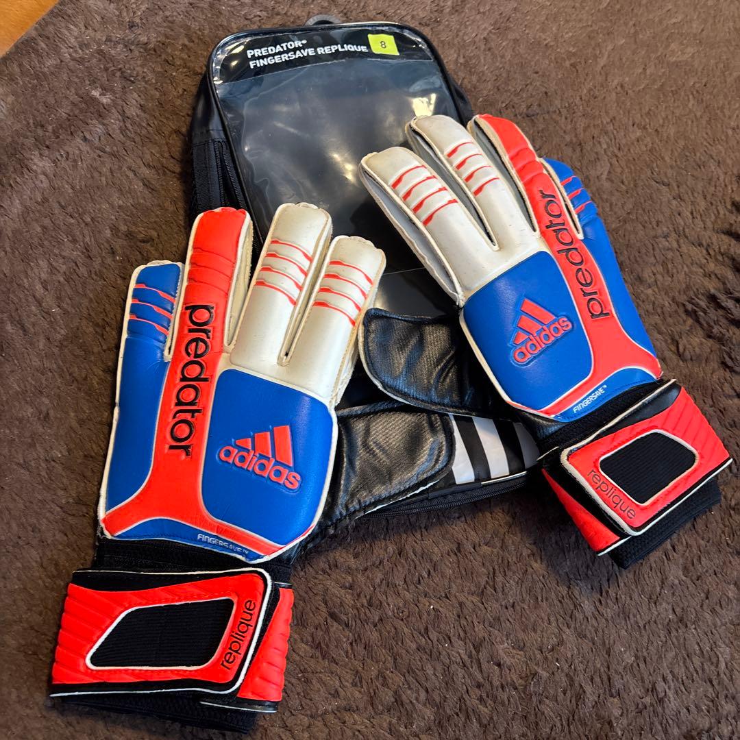 新品限定！アディダスキーパーグローブ8/プレデターフィンガーセーブ