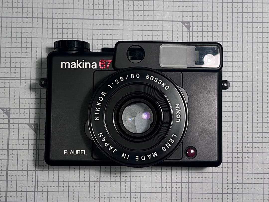 Plaubel makina 67 中判フィルムカメラ プラウベルマキナ - メルカリ