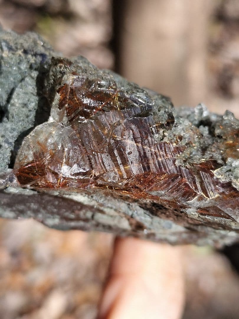 激渋ルチル】マニハール産ルチルクォーツ原石 人知を超えた美しさ