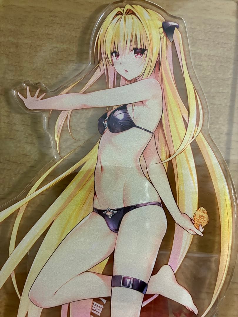 To LOVEる 原画展 アクリルMEGAフィギュア　金色の闇& 結城美柑　2点