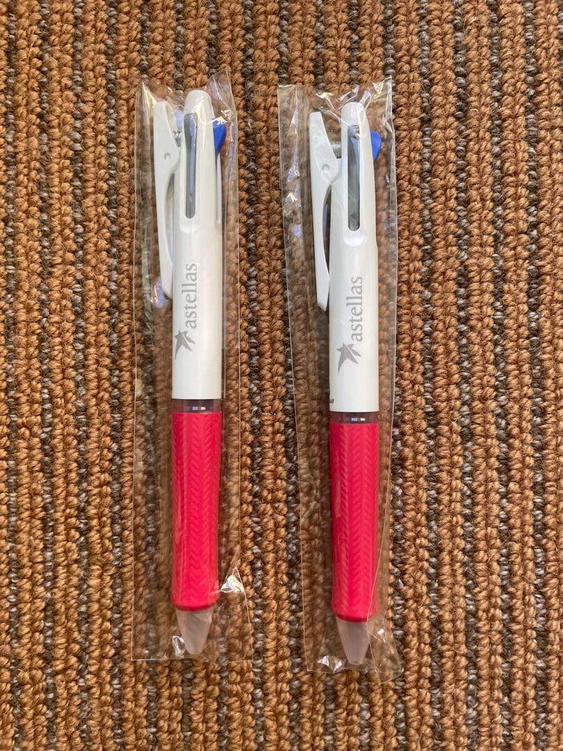 ラスト 非売品 アクロボール3色 製薬会社ノベルティ 3色ボールペン