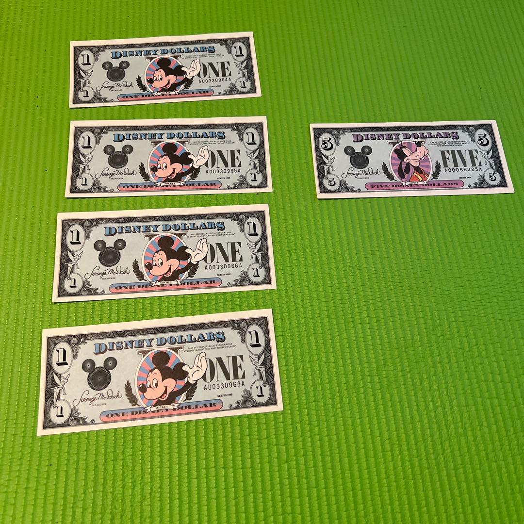 ディズニーダラー 1988年 1ドル4枚 5ドル1枚