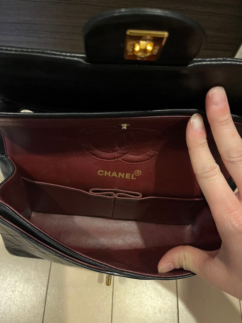 CHANEL Wフラップ　チェーンショルダーバッグ　マトラッセ