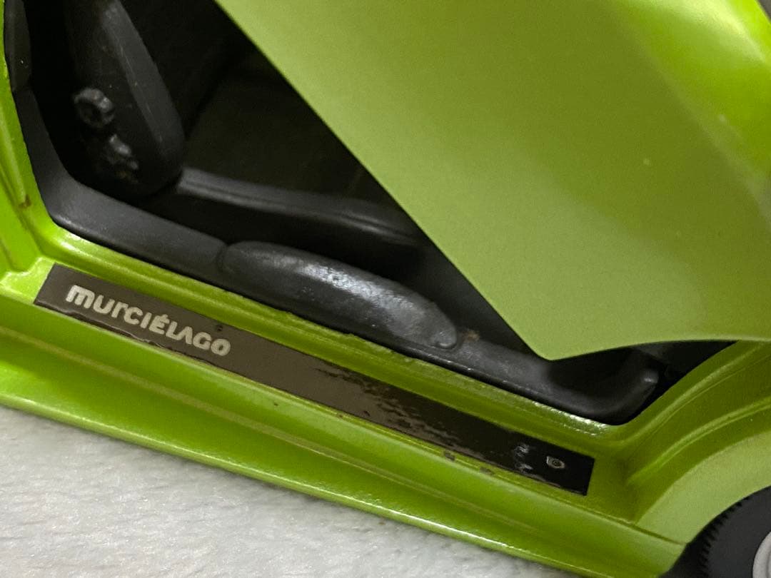 ミニカー Maisto Lamborghini Murcielago 1/18