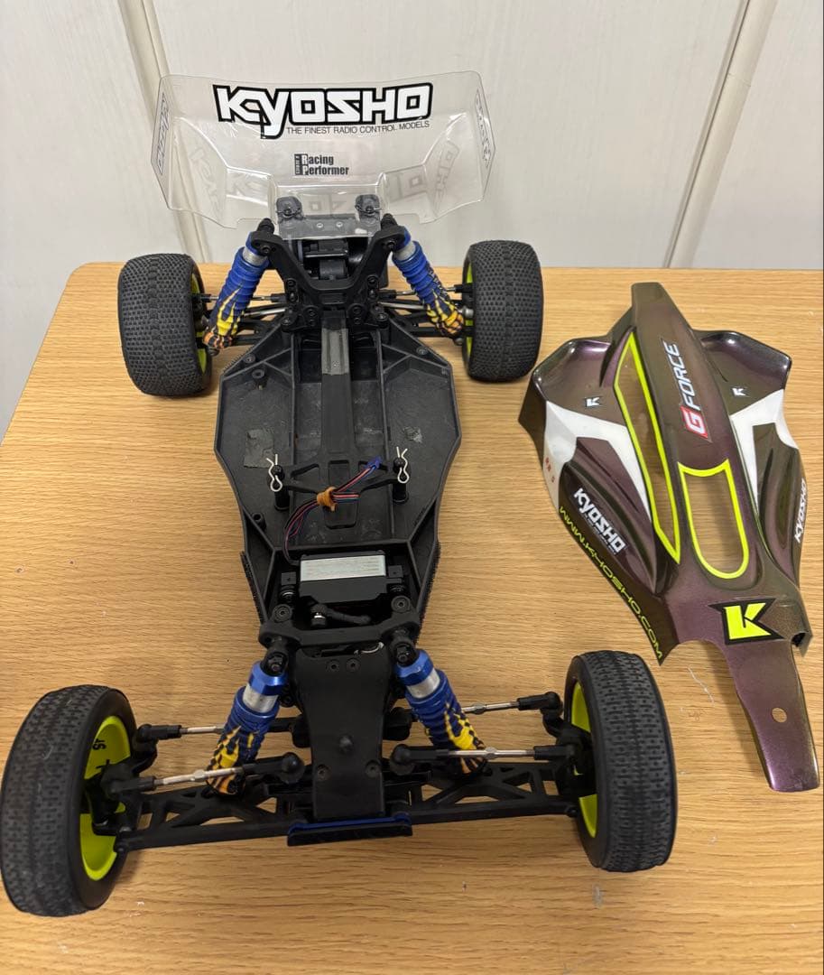 亮*様 京商1:10アルティマ RB5 2WD レーシングバギー