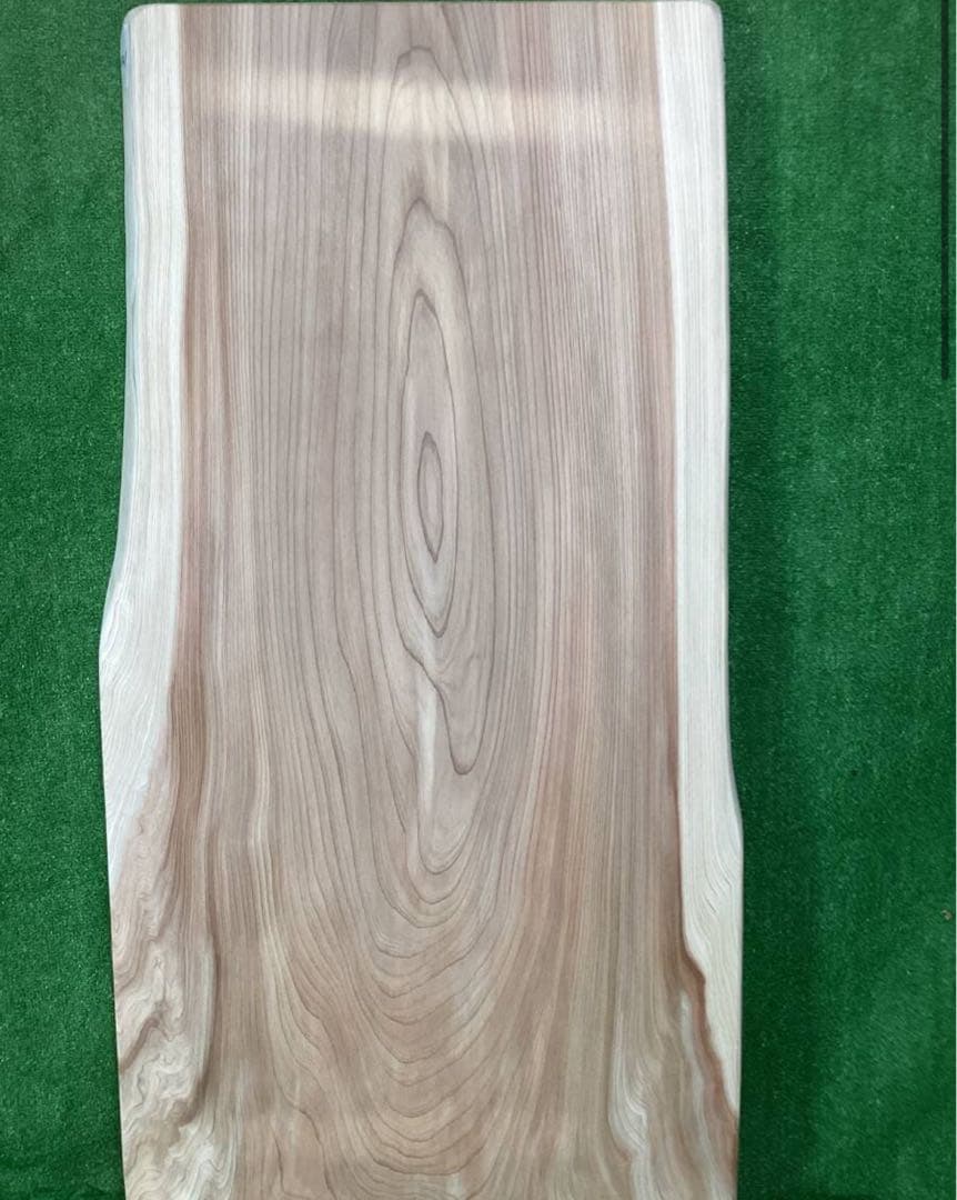 秋田県杉一枚板横110cm上巾48㎝中巾52㎝