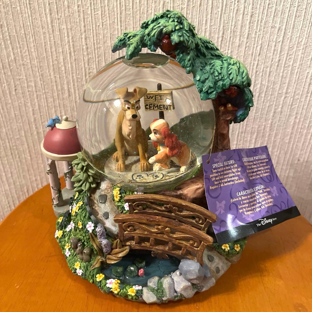 ディズニーストア わんわん物語Lady&Trumpスノーグローブ オルゴール